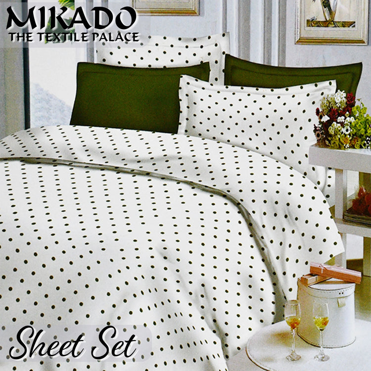 Bed/Blanket/Pillow | Cama/Manta/Almohada