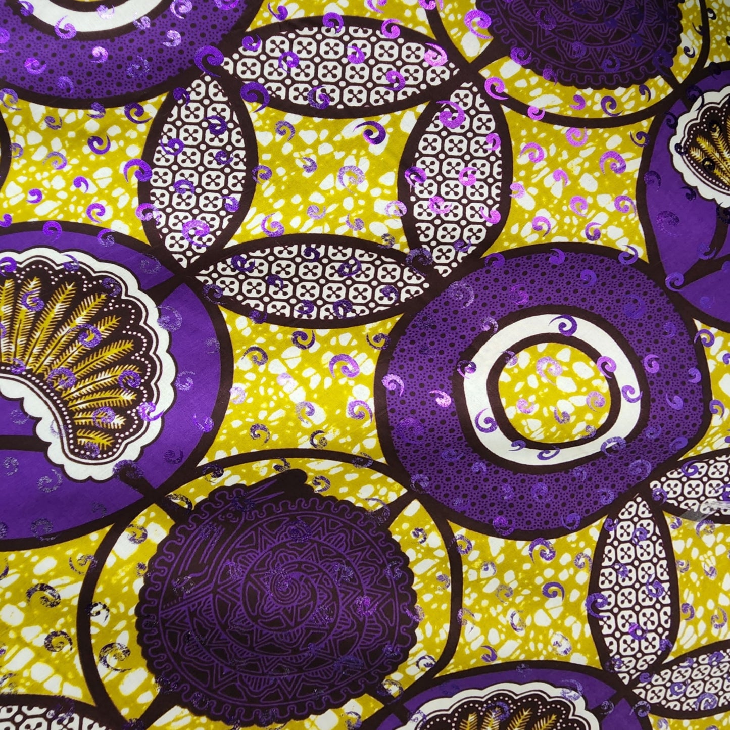 Ethnic Prints with Foil Decor (Afro-Caribbean 45")