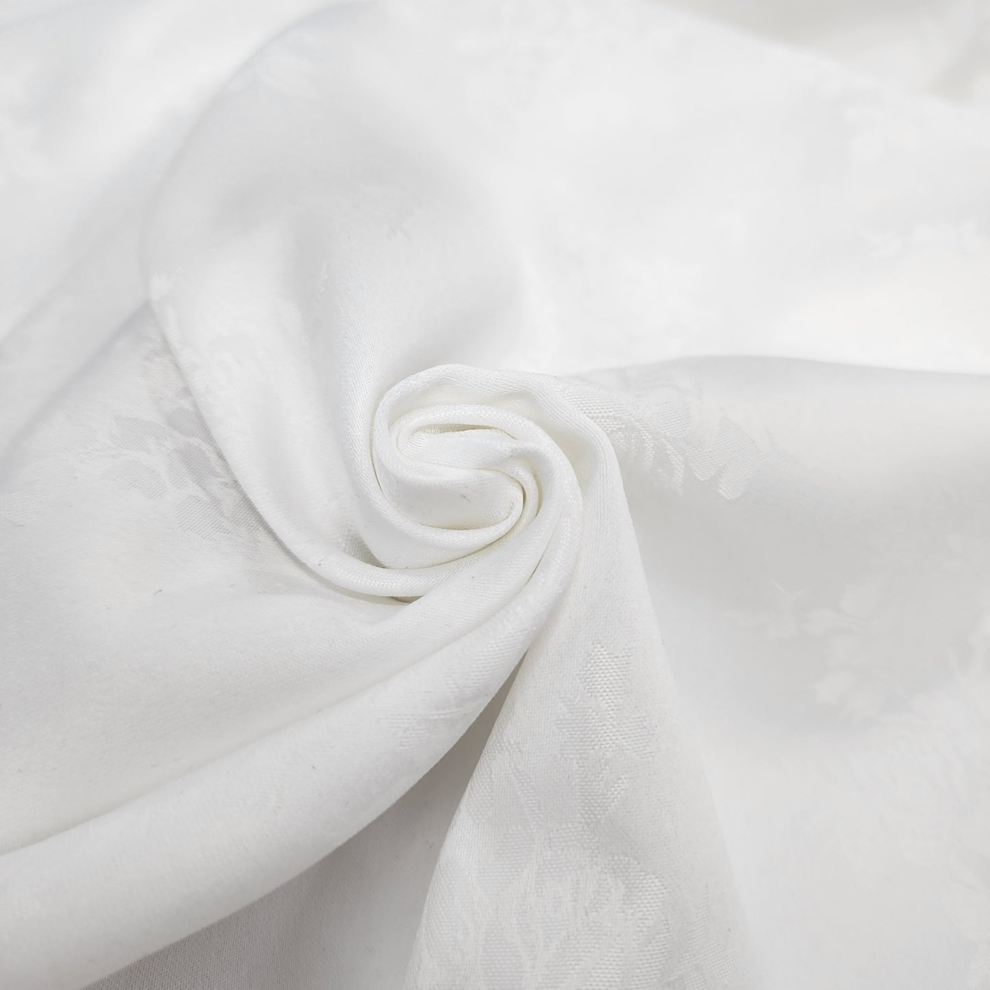 Damask Tabling