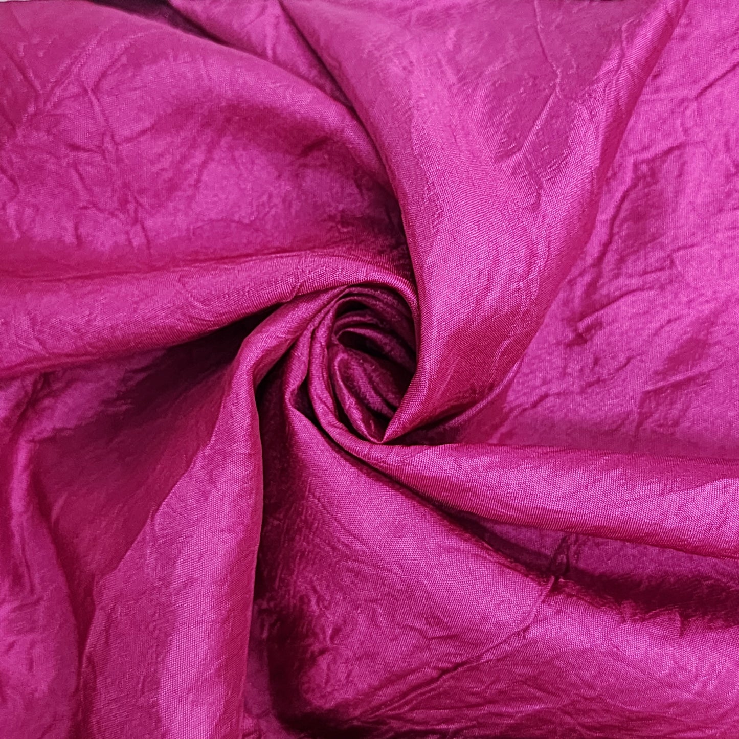 Crinkle / Crushed Taffeta (wide)