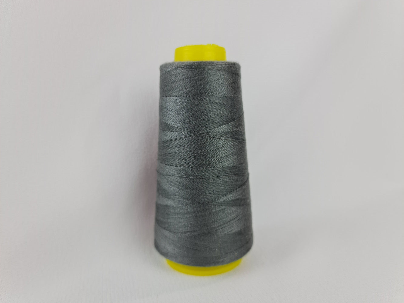 2000 yd Thread (Medium Size)