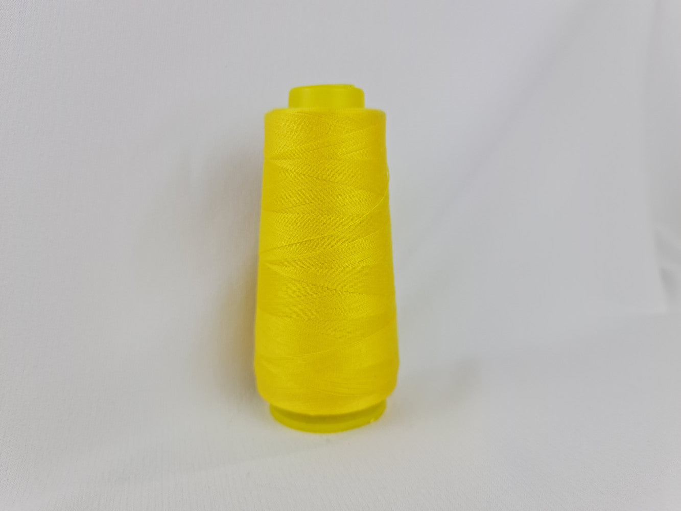 2000 yd Thread (Medium Size)