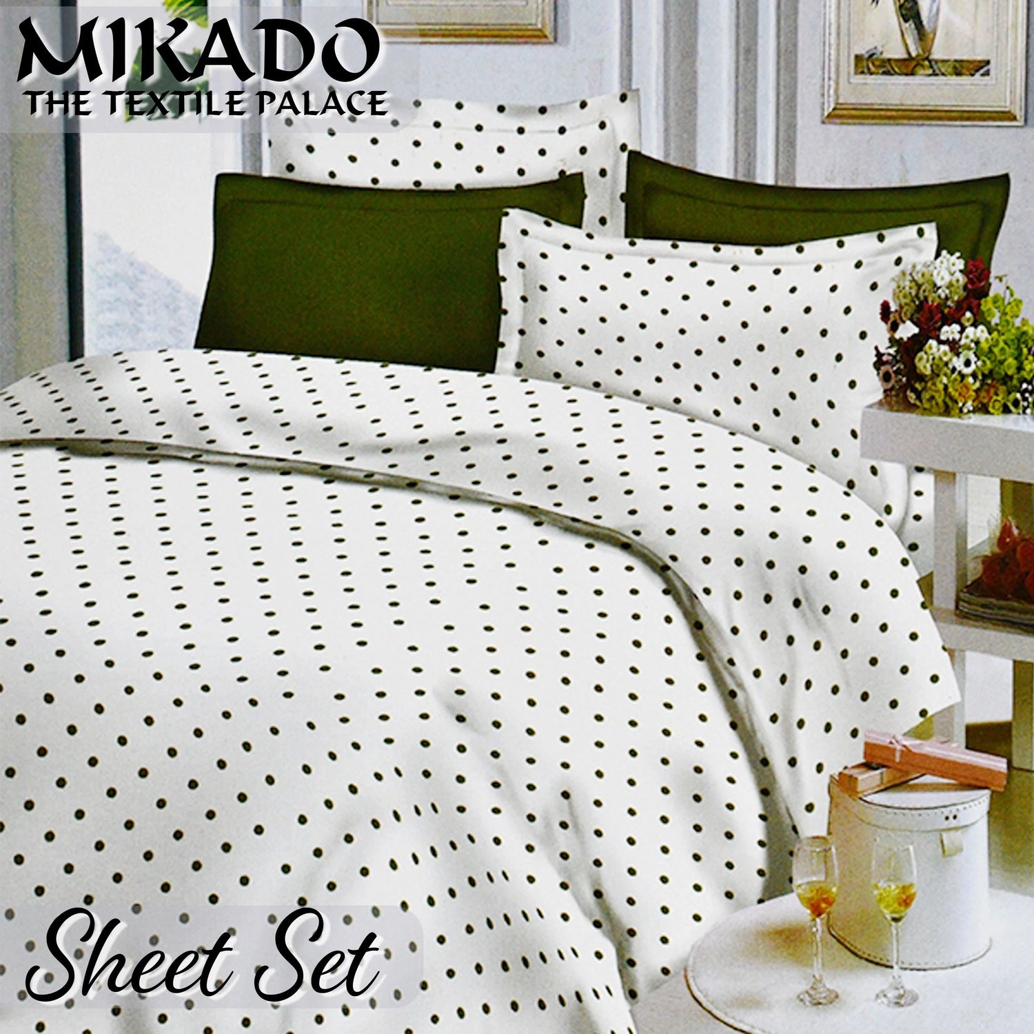 Bed/Blanket/Pillow  |  Cama/Manta/Almohada