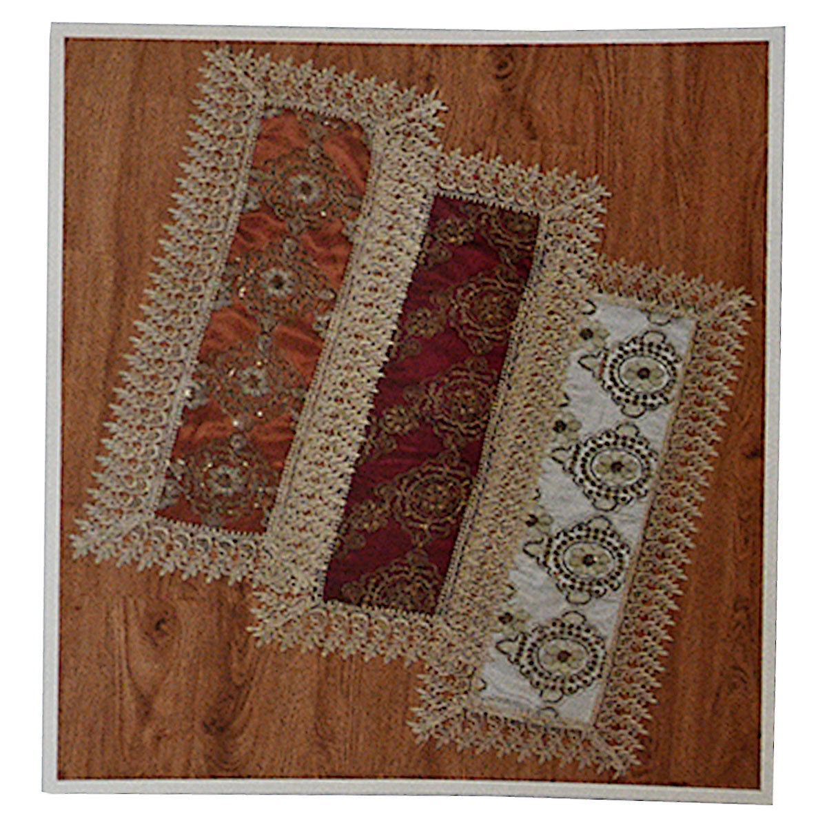 Rasberrie Table Runners