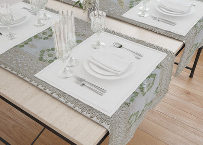 Rasberrie Table Runners