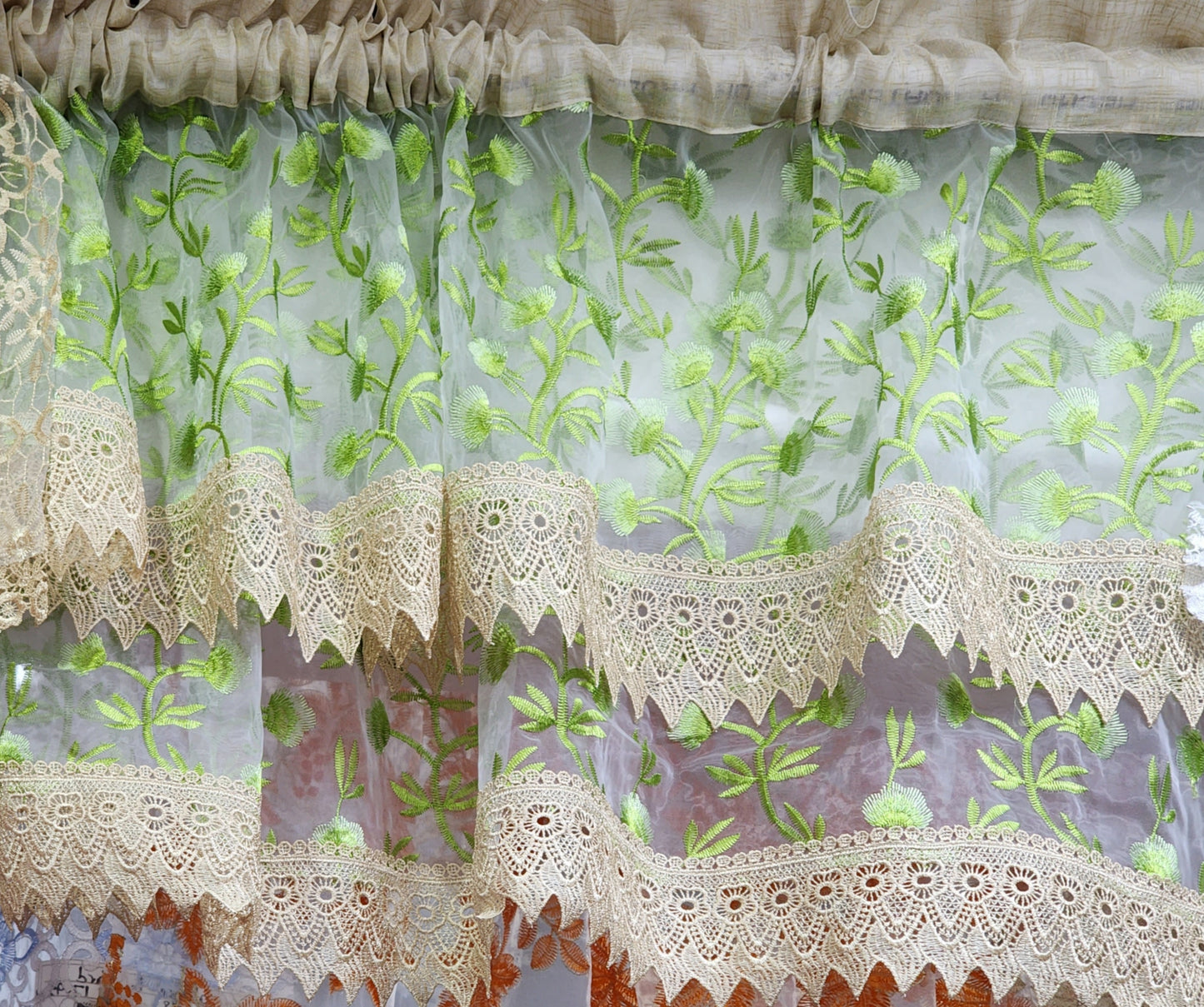 Guipure Lace Valance